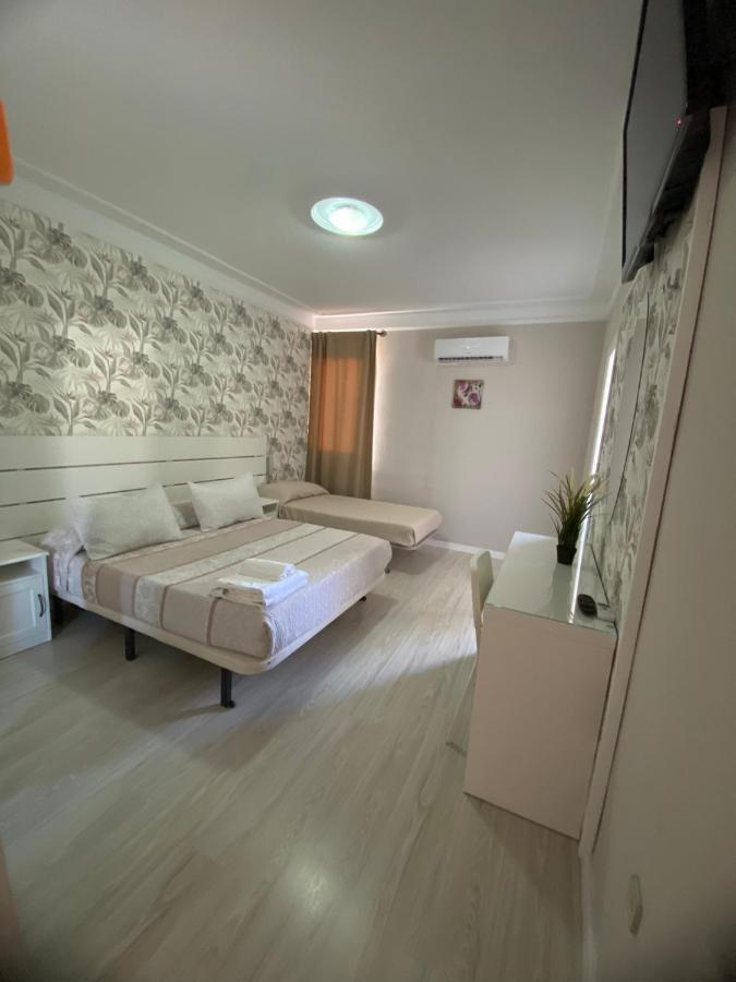 Hostal Fuente Del Pino Jumilla Kültér fotó
