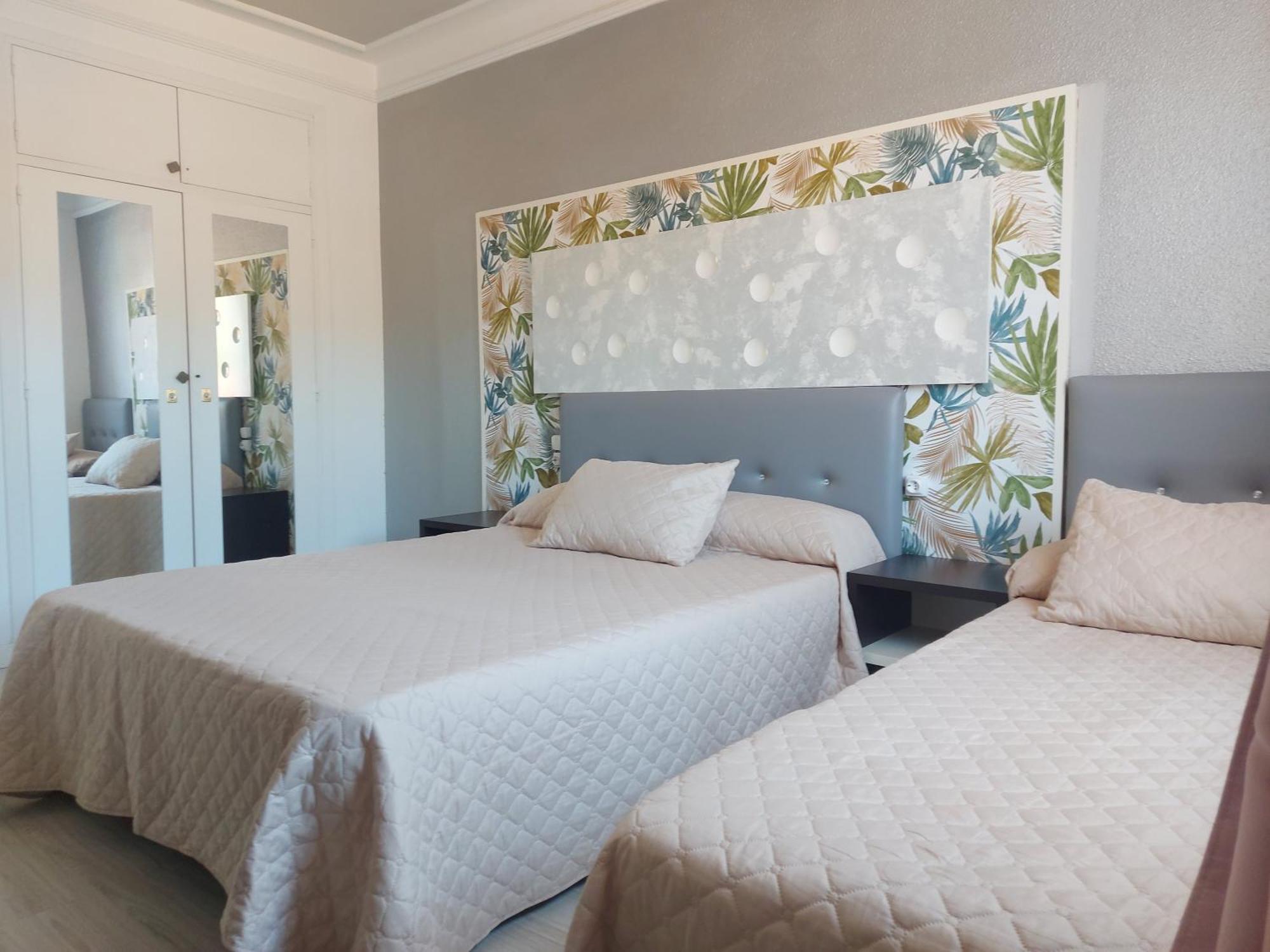 Hostal Fuente Del Pino Jumilla Kültér fotó