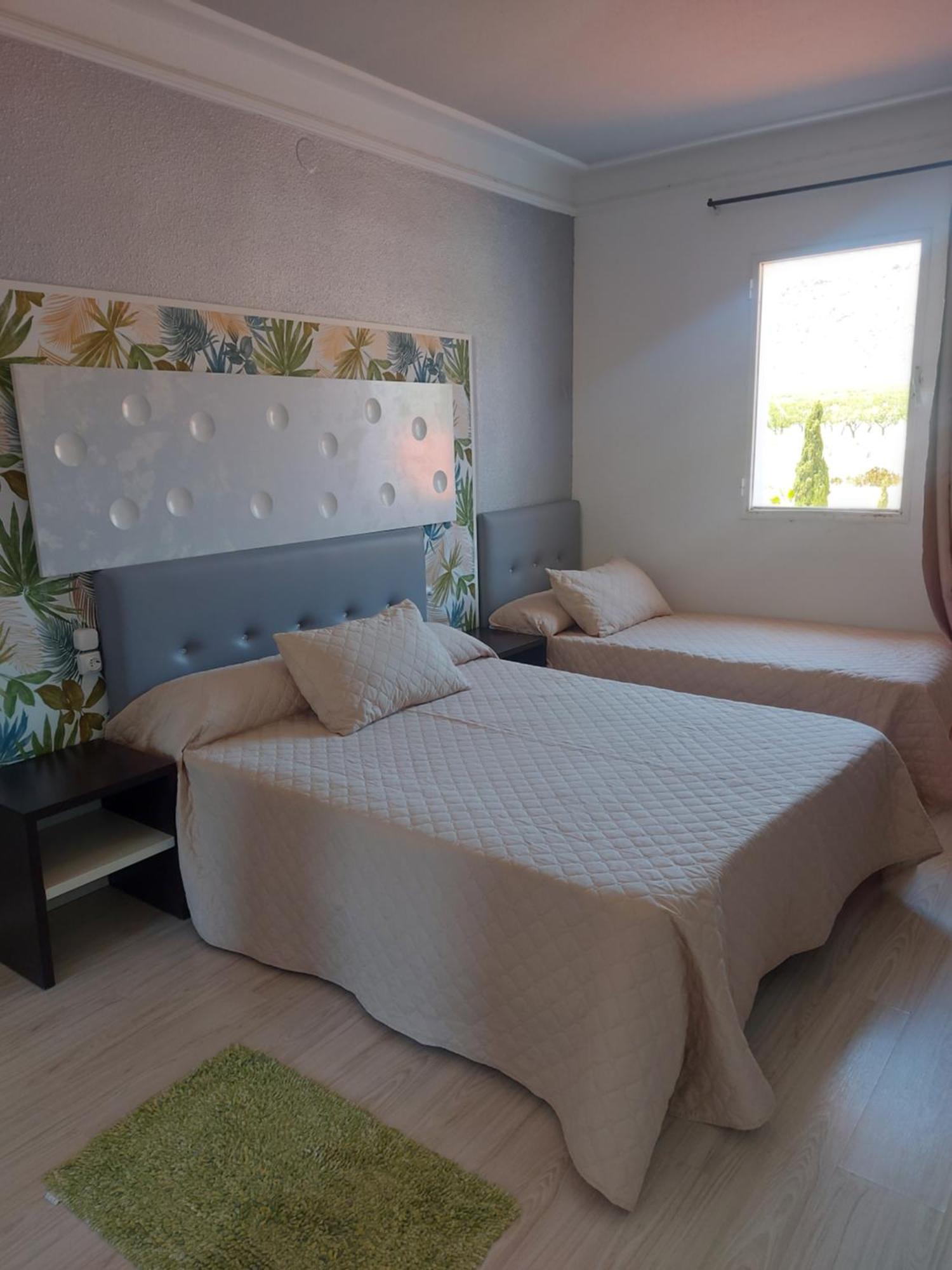 Hostal Fuente Del Pino Jumilla Kültér fotó
