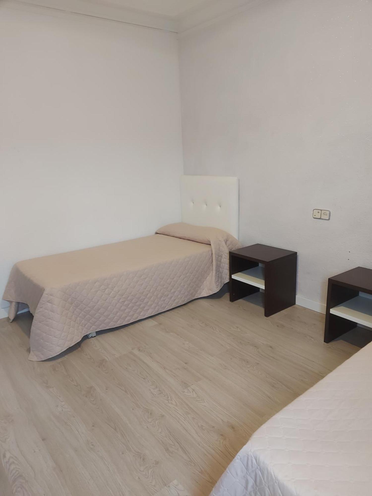 Hostal Fuente Del Pino Jumilla Kültér fotó